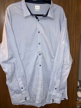 J.B. Holt Men's Light Blue Casual Button-Down Shirt with Contrast Collar